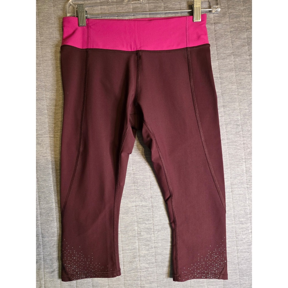 1391 Lululemon Burgundy Pink Reflective Dot Cropped Leggings Size 6
